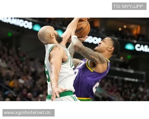 德里克怀特称恩比德为顶级大个子强调团队合作是限制他的关键 德里克怀特称恩比德为顶级大个子强调团队合作是限制他的关键