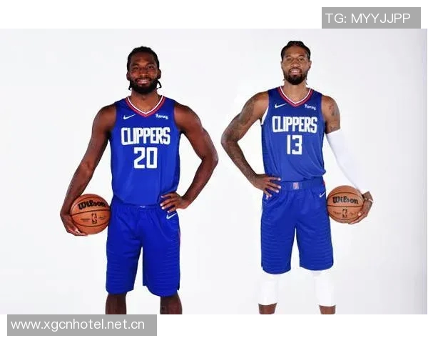 南村群童欺我老无力保罗慢动作突破遭波杰姆钉板大帽反击 南村群童欺我老无力保罗慢动作突破遭波杰姆钉板大帽反击