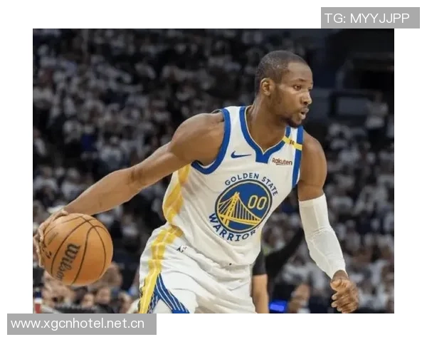 库明加精彩突破虚晃艾顿轻松上篮得分展现超强个人能力 库明加精彩突破虚晃艾顿轻松上篮得分展现超强个人能力