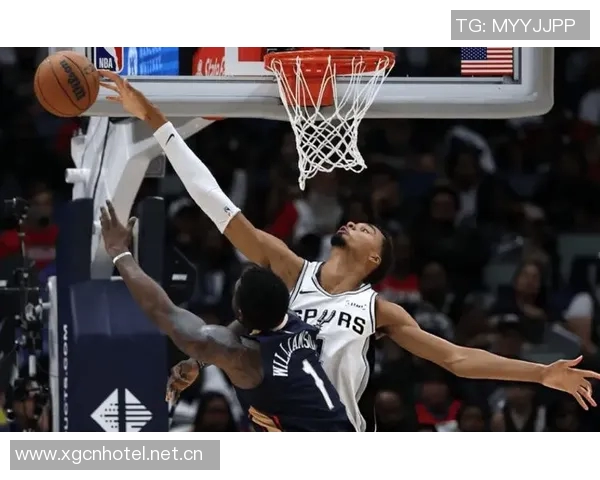 文班亚马称赞卡斯尔哈珀潜力巨大未来将成为联盟强劲对手